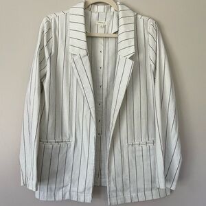 Gilli White Striped Blazer